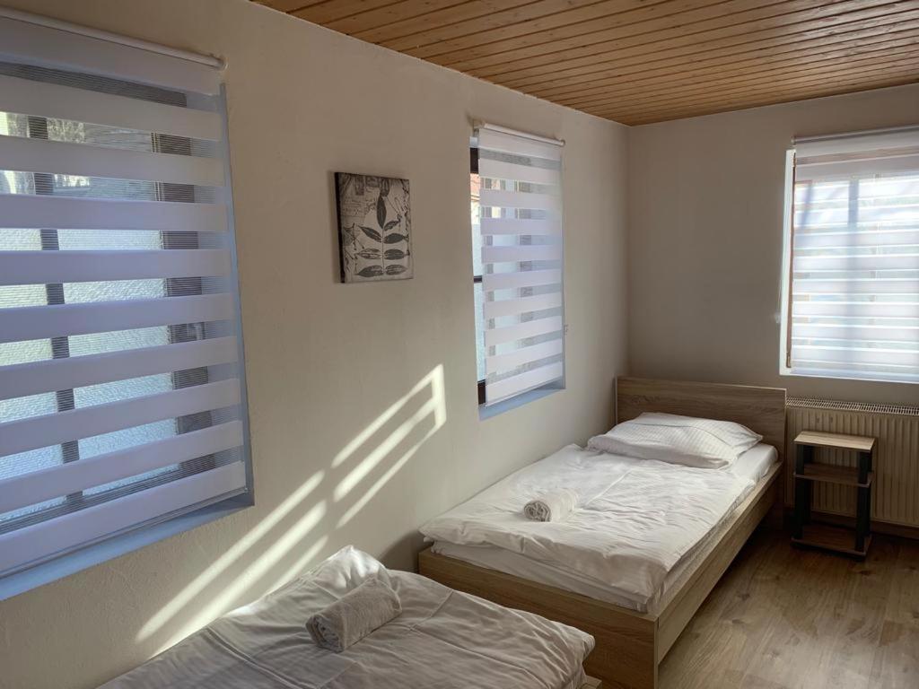 Ab Apartment Objekt 122 Ebersbach an der Fils Bagian luar foto