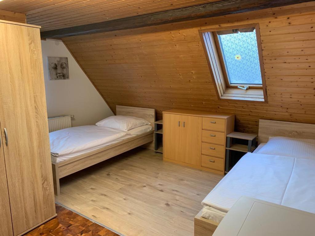 Ab Apartment Objekt 122 Ebersbach an der Fils Bagian luar foto