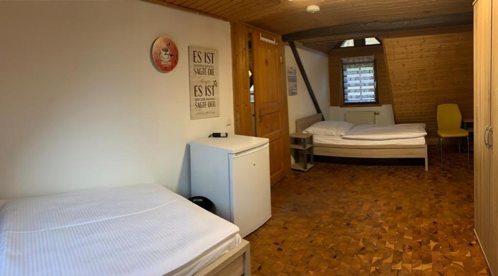 Ab Apartment Objekt 122 Ebersbach an der Fils Bagian luar foto